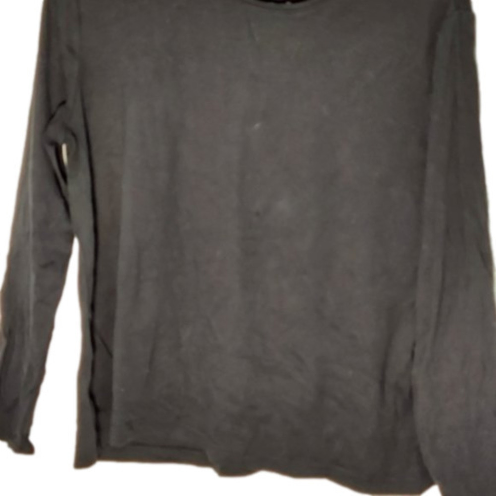 121. Croft and Barrow Black Long-sleeved Tee Shirt PL NWOT